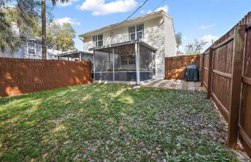 The Tremain - Steps to Downtown w King Bed - Foto 17