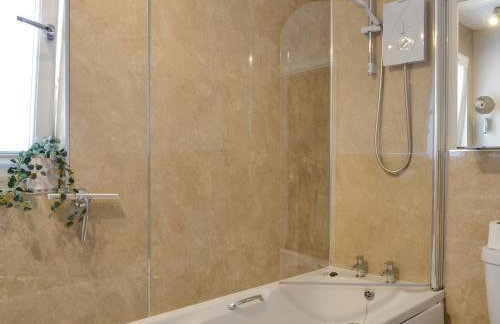 Honeysuckle Cottage - Photo 9