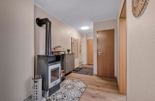 HIRSCH Hänsel Ferienhaus Garten mit Bergblick - Grill -Wald - Foto 25