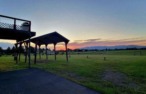 Charming Chalet Close to GNP, Downtown & Game Room! - Foto 6