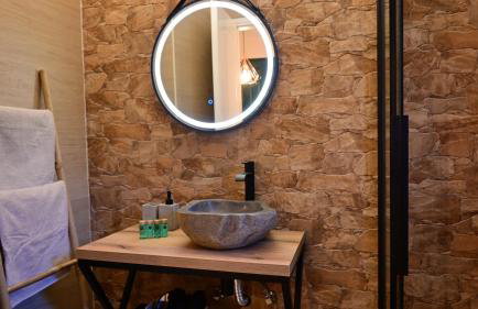 The Olive Tree - Photo 28