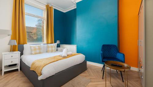 Exotic 4BD, Etihad, Coop Arena - TV in all Rooms and Outdoor Dining - Foto 3