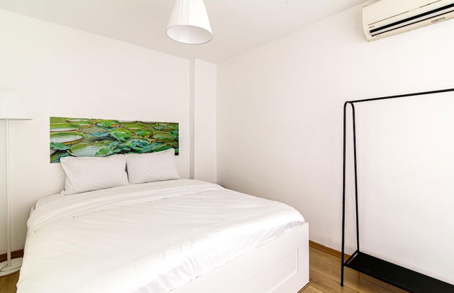 Single House Luminous and Chic Flat in Fatih - Photo 9