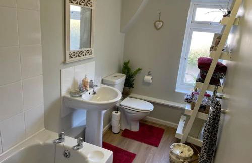 Charming Countryside Cottage Ground Floor Apartment in Combeinteignhead Devon - Foto 5