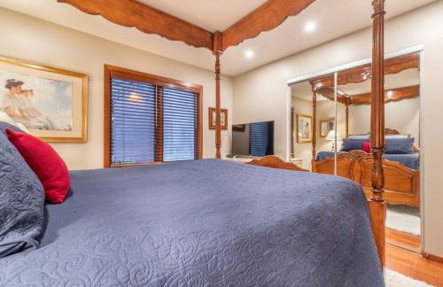 Townhouse Art Gallery in Mammoth's Best Location - Photo 29