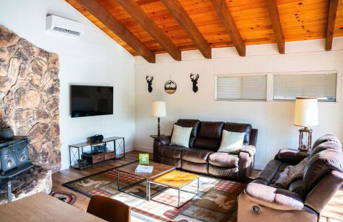 Sierra Cabin w NEW Hot Tub Walk to Town - Photo 1