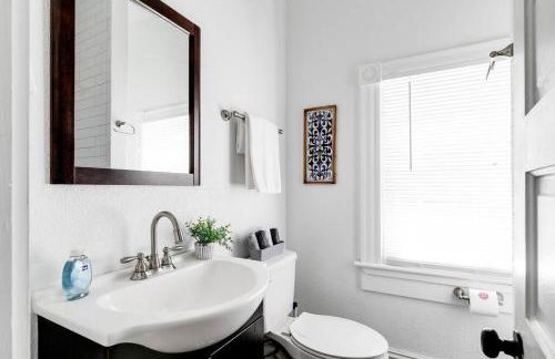 Chic Urban Couples Retreat: Perfect Getaway 'n RVA - Foto 17