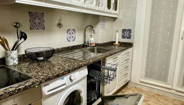 Apartamento a 10 minutos de la Calle Laurel - Foto 4, stove, dishwasher