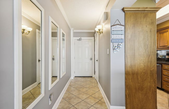 Regency Towers by Book That Condo - Foto 2