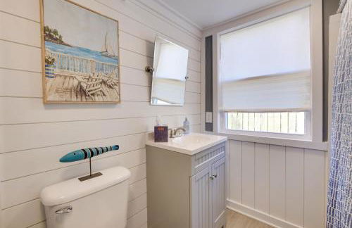 Walk to Lake Nautical Akron Cottage with Deck! - Foto 23