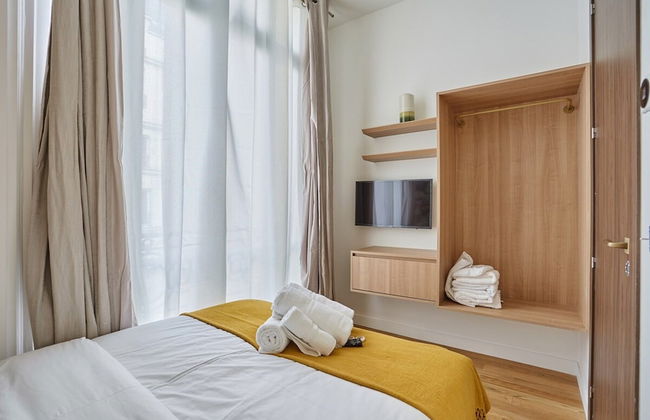 Superb Apartment on the Champs Elysees - Photo 7