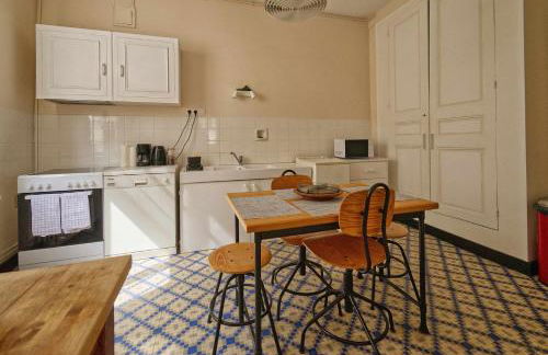 Au pied de la tour Saint Antoine - Foto 4