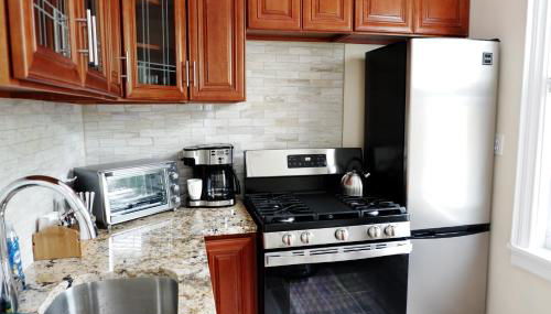 Newly Renovated - Minutes from the City - Foto 5, stove, toaster