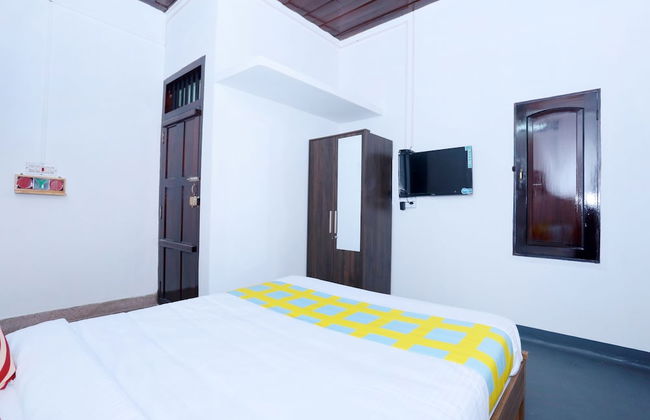 OYO Home 29319 Traditional Villa Near Thiruvananthapuram Zoo - Foto 11