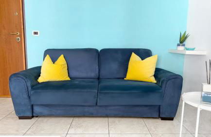 Light Blue House - Photo 15