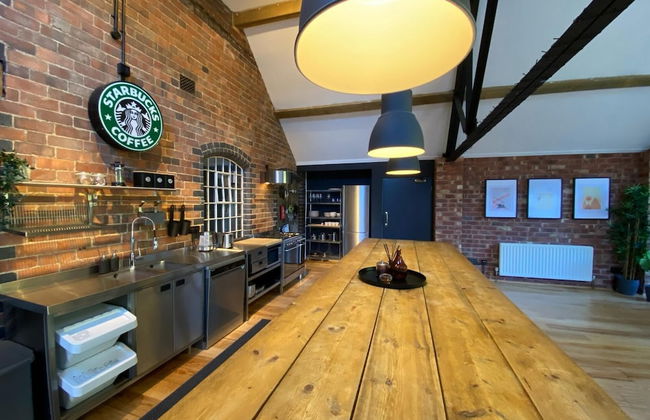 Stunning 3BD Character House near Coleshill - Photo 6