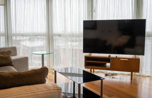 Luxury 3 Bedroom 3 Bathroom Balcony Apartment - Gunwharf Quays Apartments - Foto 30