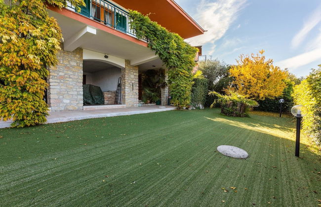 Villa Near Lake Garda With Private Pool - Foto 1