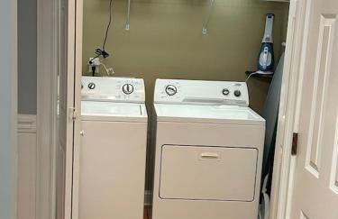 Unique 3BR, 1 of 5 Condos w/Huge Poolside Patio, Steps to Beach & Pier, Gated - Foto 77