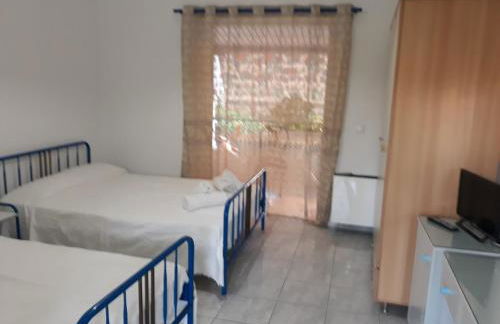 karavagelis rooms - Photo 6