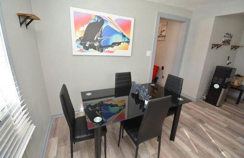 SuperValue Suite #5 @ East End Revitalized - Foto 17