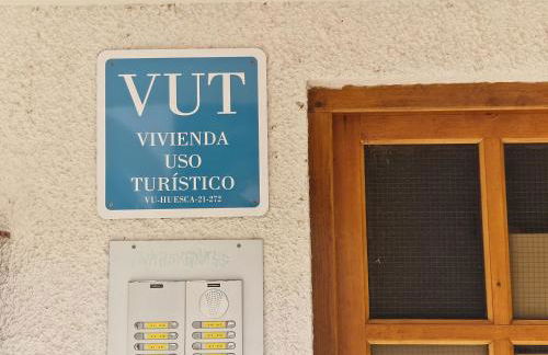 ESQUÍ PIRINEO ARAGONÉS APARTAMENTO EL JUNCARAL Wifi - Photo 23