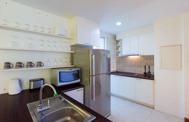 Baan Sanpleon Beachfront Condominium - Photo 35