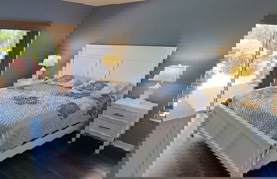 Broadmoor House 3BR 2BA w Heated Pool Sleeps 6 - Foto 17