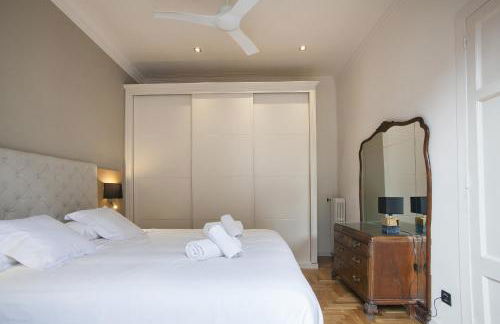 Tendency Sagrada Familia Luxury - Photo 42