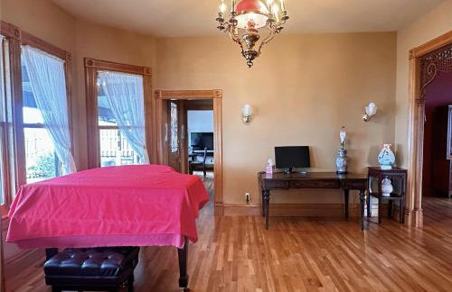 Luxury Bayfront Oasis with Private Beach Access, Near Tulalip Casino and Outlets! - Foto 9