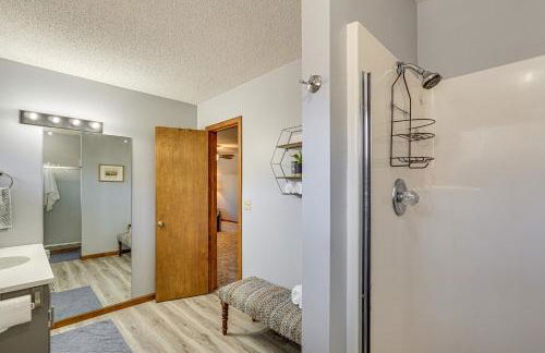 Lakefront Home with Dock and Decks in Gravois Mills! - Foto 22