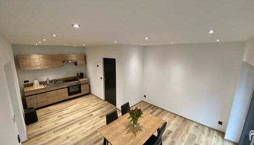 Wunderschöne 2,5 - Zimmer- Ferienwohnung mit Terrasse und Fernblick im Vordertaunus - Foto 4