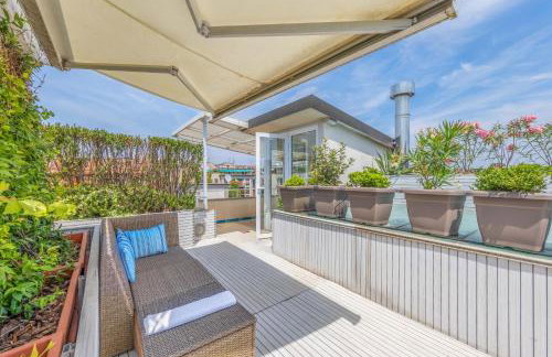 Milan Central Penthouse with Terraces, Jacuzzi & Garage - Foto 62