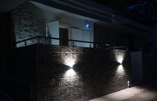 ΠΟΛΥΤΕΛΕΣ ΔΙΑΜΕΡΙΣΜΑ ΣΤΗΝ ΑΥΛΙΔΑ ΕΥΒΟΙΑ - Photo 35