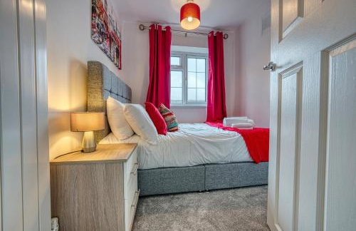 Modern 3 Bedroom 2 Bath House with Parking, Wednesbury, Birmingham - Foto 37