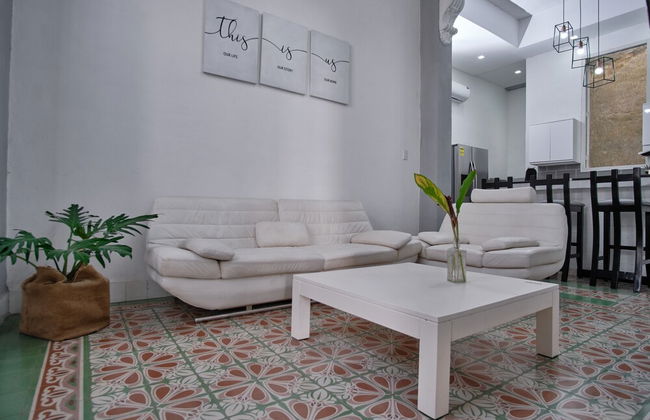 Lujoso Apto WIFI Gratis Balcon y Jacuzzi - Photo 35