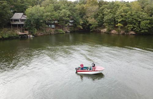 Treehouse Treetop Village58-3Bed3BAPools-8PP - Photo 11