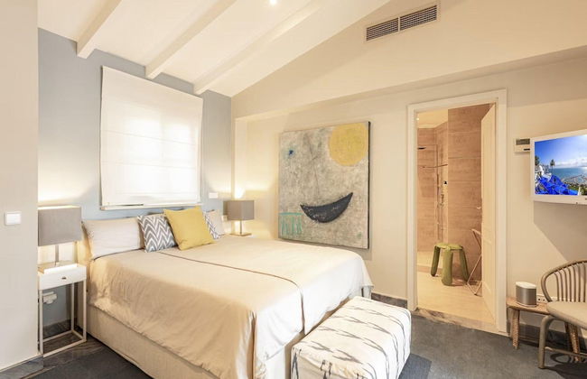 Sea-view Villa Near Port - Foto 3