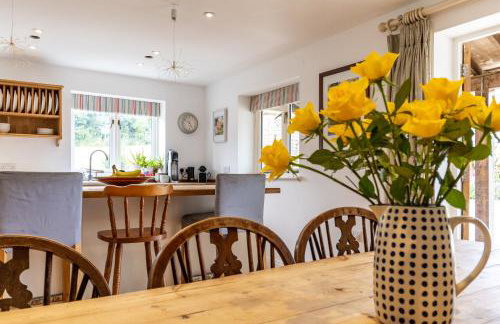 Poachers Lodge At Tapnell Farm - Foto 24