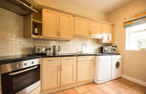 Hardwick Cottage- Darwin Lake Holiday Village - Foto 8