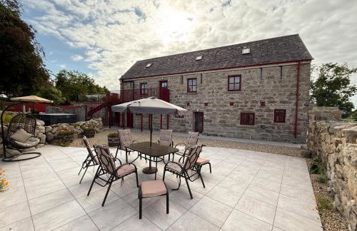 Wee Henry's Barn - Photo 11