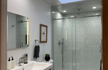 Spacious Resort Getaway @ Echo Park Ranch - Luxury indoor/ outdoor home steps from Sunset Blvd, Echo Park Lake, Dodgers Stadium - Foto 27