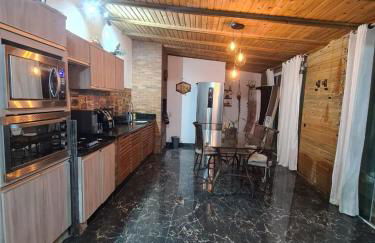 Casa aconchegante com 2 quartos no Rio Vermelho - Foto 36