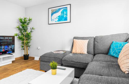 Two Bedroom Apartment - Two Parking Spaces - Fast Wi-Fi 1AS - Foto 1