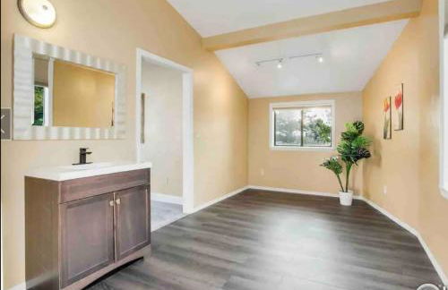 Mountain Top Luxury Red Rocks Hot tub Sauna Views - Photo 48