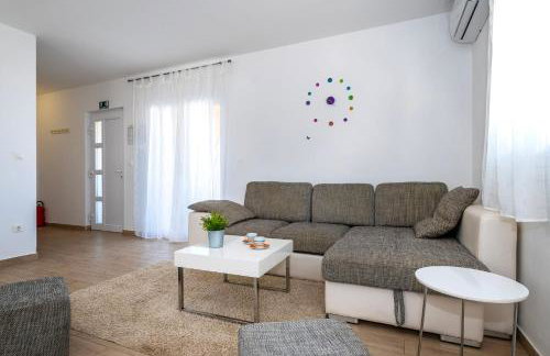 House Goran - Photo 17