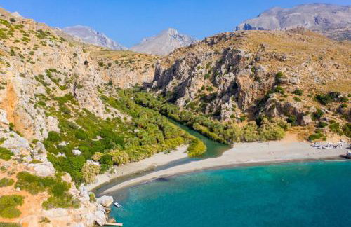 Stefania Villa Ena in Roumeli - Photo 50