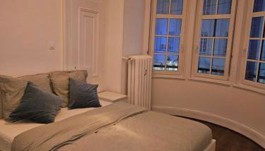 Superbe appartement 140 m2 plein centre-ville de Strasbourg - Foto 3
