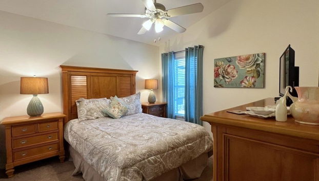 Cozy 4 Bed 3 Bath Pool Hm With Game Room-4450np 4 Bedroom Home by RedAwning - Foto 4, Habitación