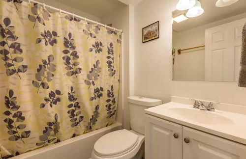 HotTub | Game Room | Near Bromley/Okemo/Stratton - Foto 43